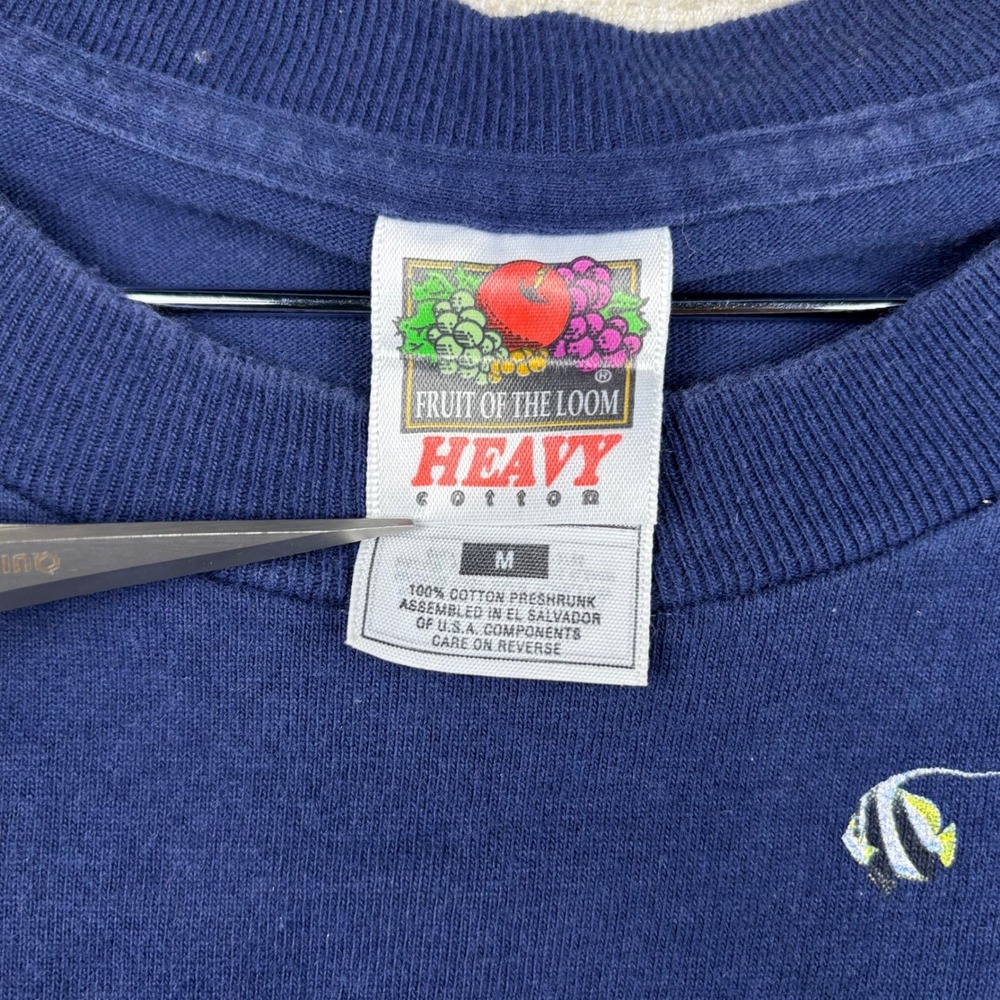 Vintage 2002 Ocean Journey Coral Reef Fish All Over Print T-Shirt Navy Blue M - Picture 3 of 10